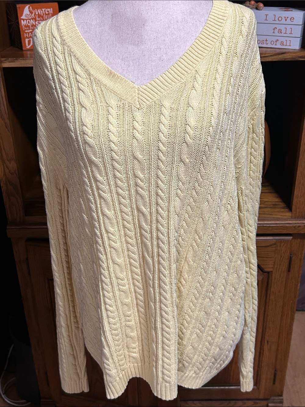 croft & barrow Pale Yellow V-Neck Cable Knit Sweater XL